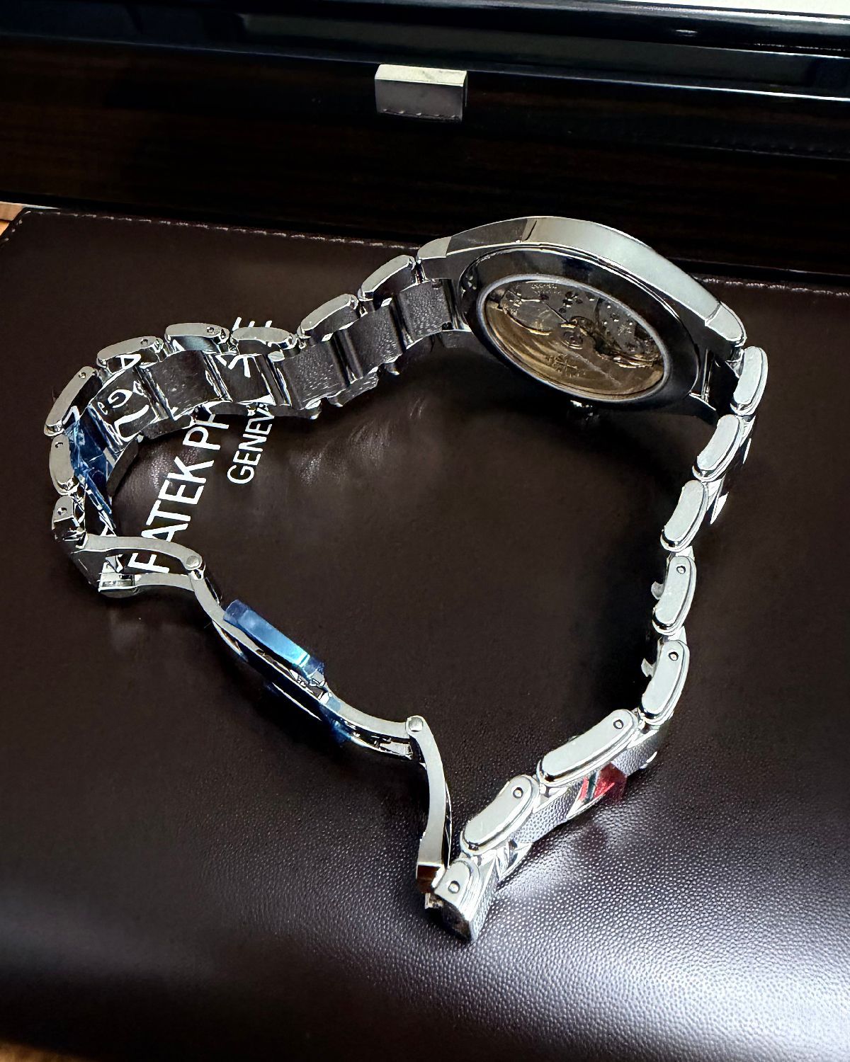 Patek Philippe 7300/1200A-010