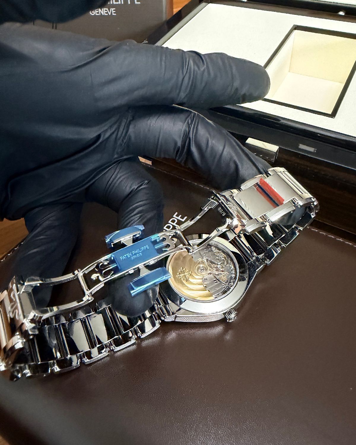 Patek Philippe 7300/1200A-010