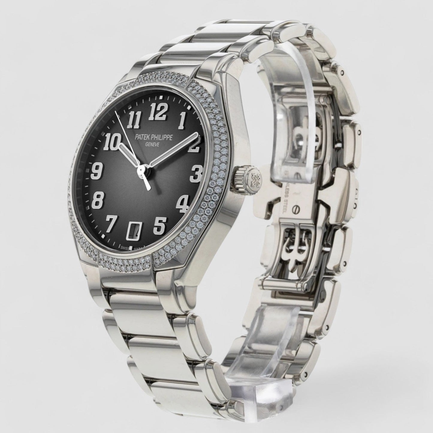 Patek Philippe 7300/1200A-010