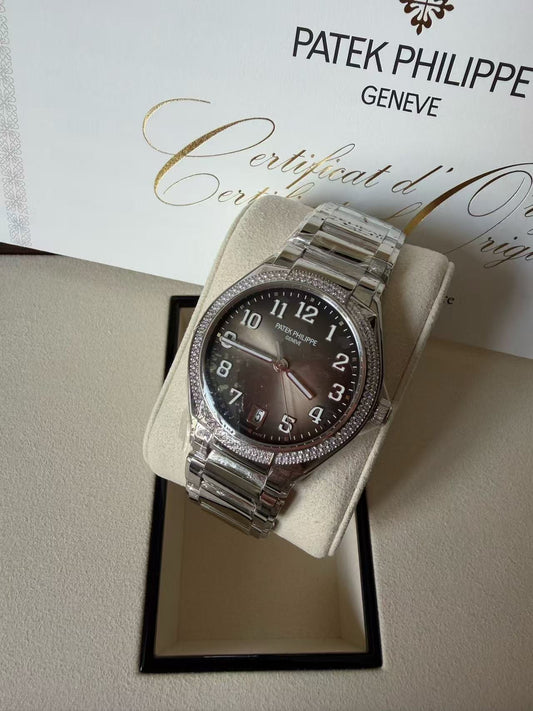 Patek Philippe 7300/1200A-010