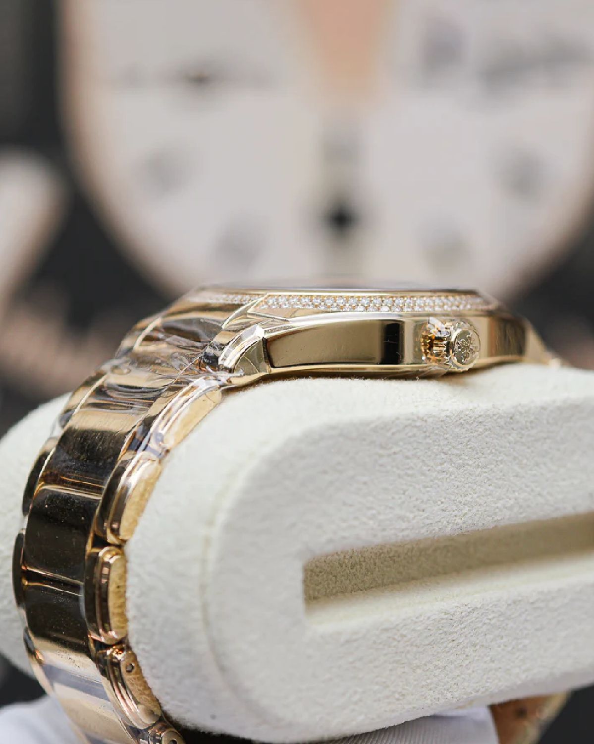Patek Philippe 7300/1200R