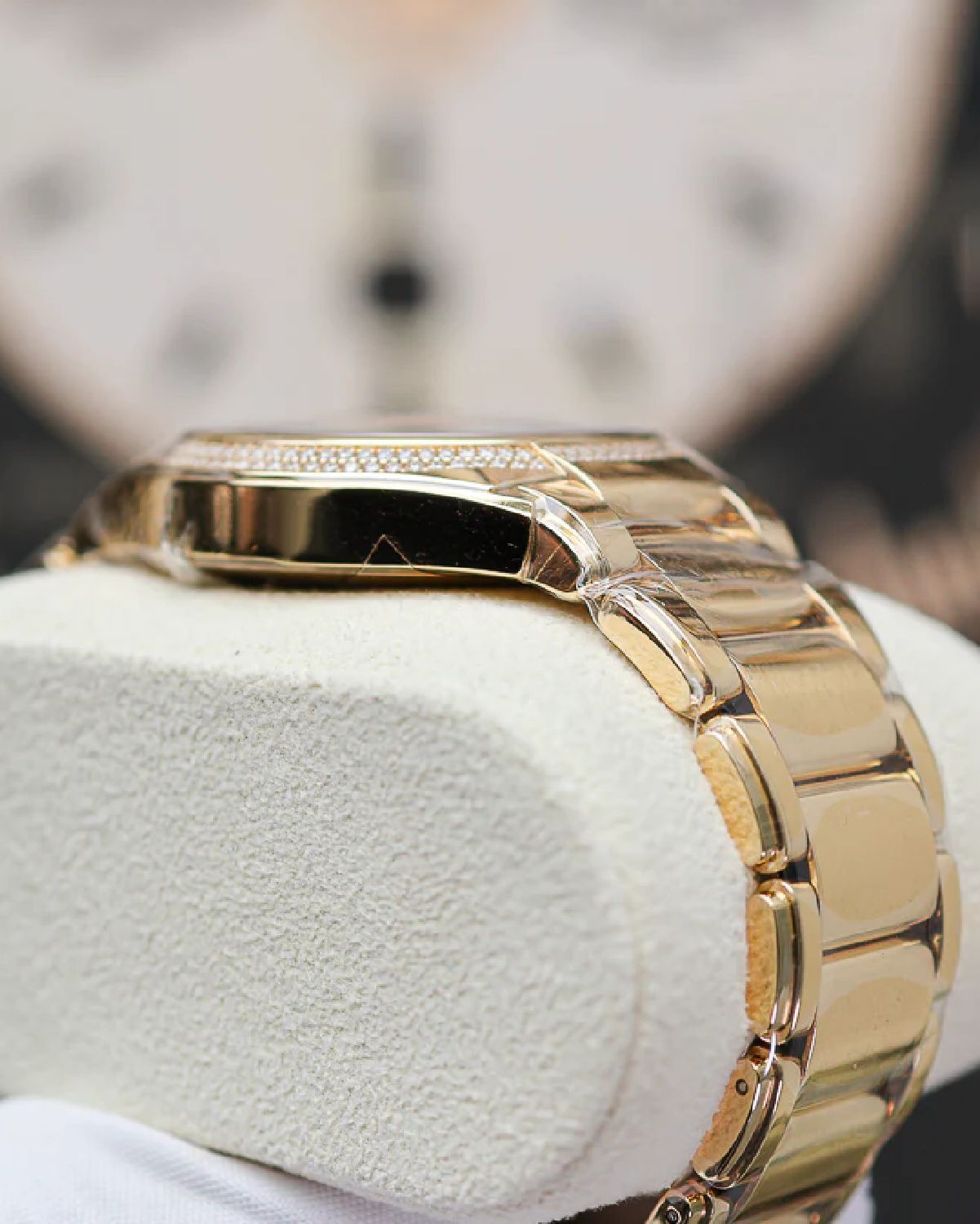 Patek Philippe 7300/1200R