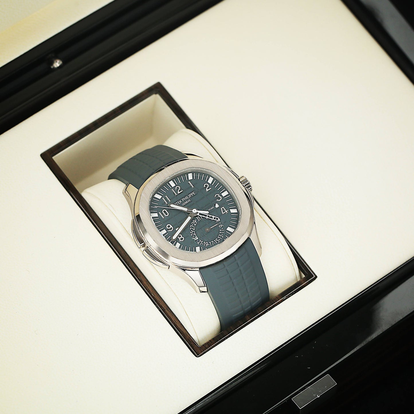 Patek Philippe 5164G